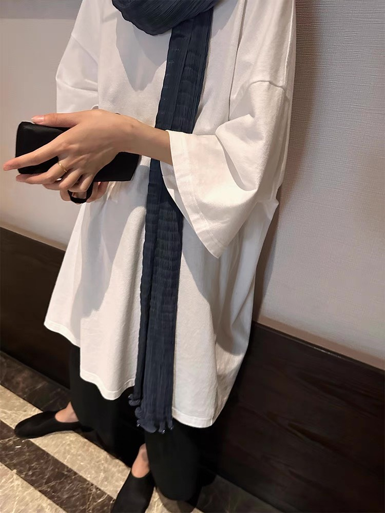 春夏極簡純棉紙片人柔軟親膚圓領針織t恤
