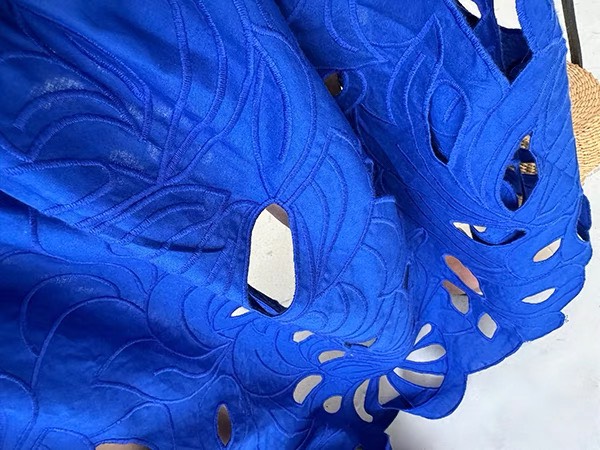 克萊因藍色鏤空雙刺繡全棉鬆緊腰半身百搭長裙