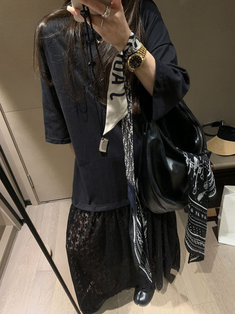 Oversized 寬鬆圓領假兩件蕾絲拼接連身T恤長裙
