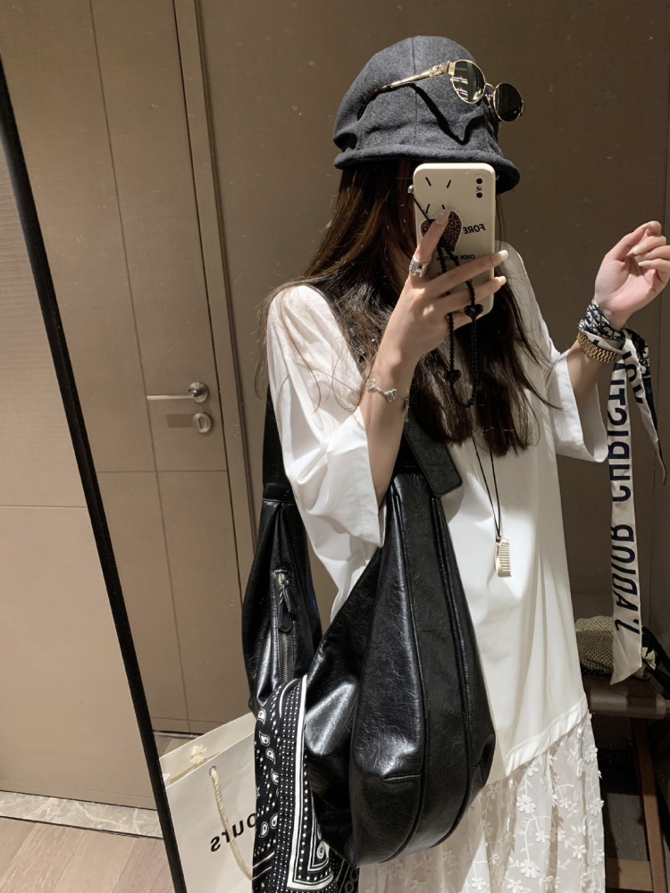 Oversized 寬鬆圓領假兩件蕾絲拼接連身T恤長裙