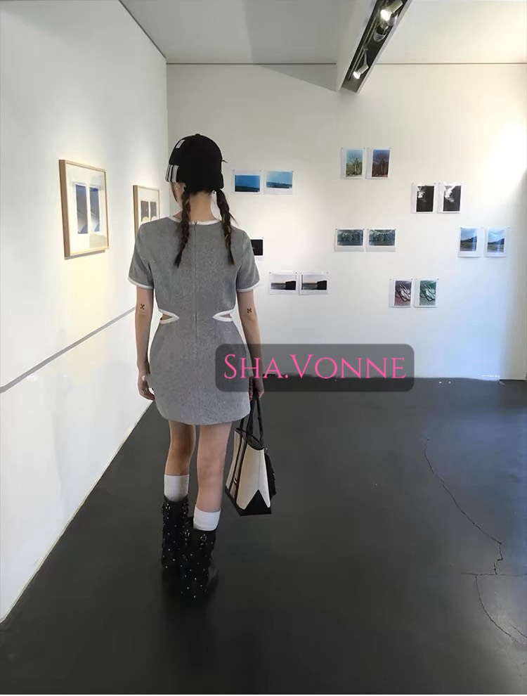 視覺感超顯瘦收腰款連身裙洋裝