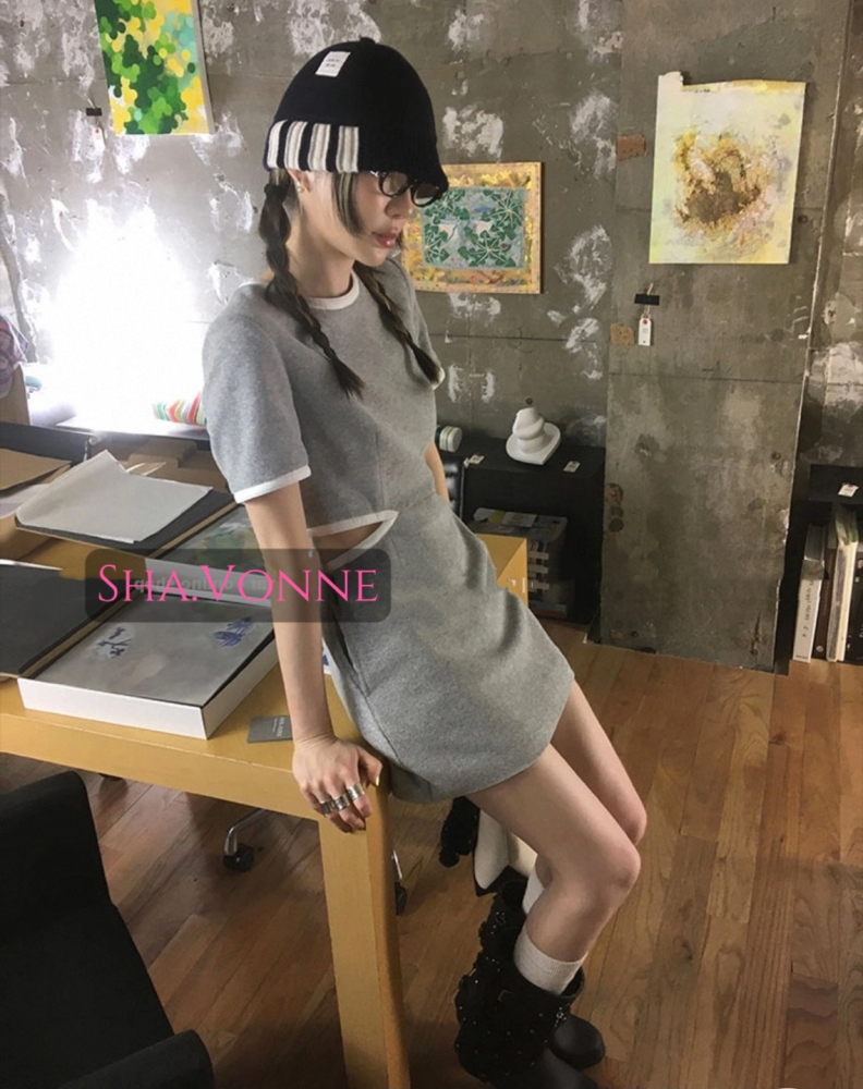 視覺感超顯瘦收腰款連身裙洋裝