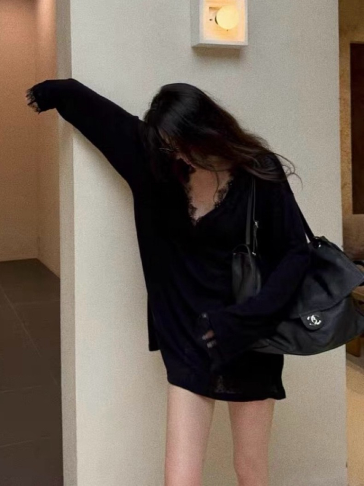 慵懶感V領蕾絲邊罩衫式遮陽薄款寬鬆長袖上衣