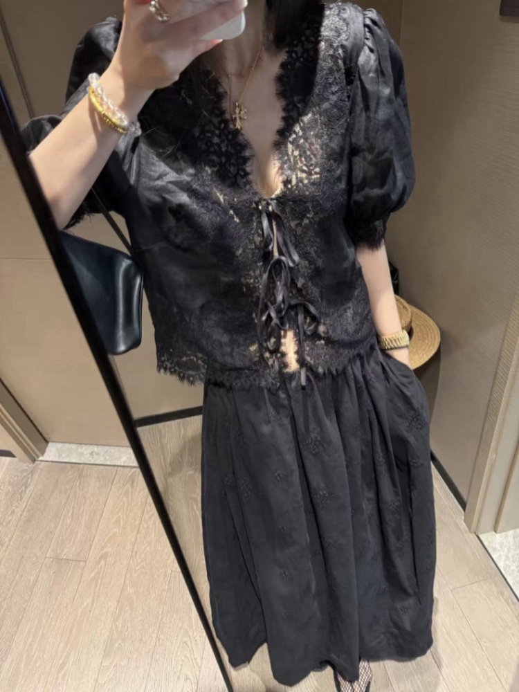 法式鬆弛感蕾絲拼接苧麻泡泡袖襯衫上衣